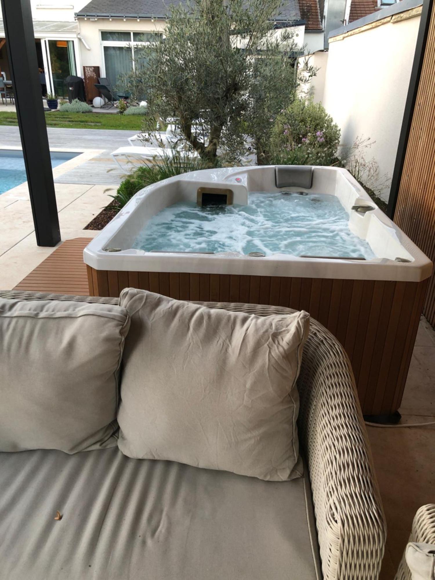 Le Cheval Bleu Hotel Larcay Екстериор снимка