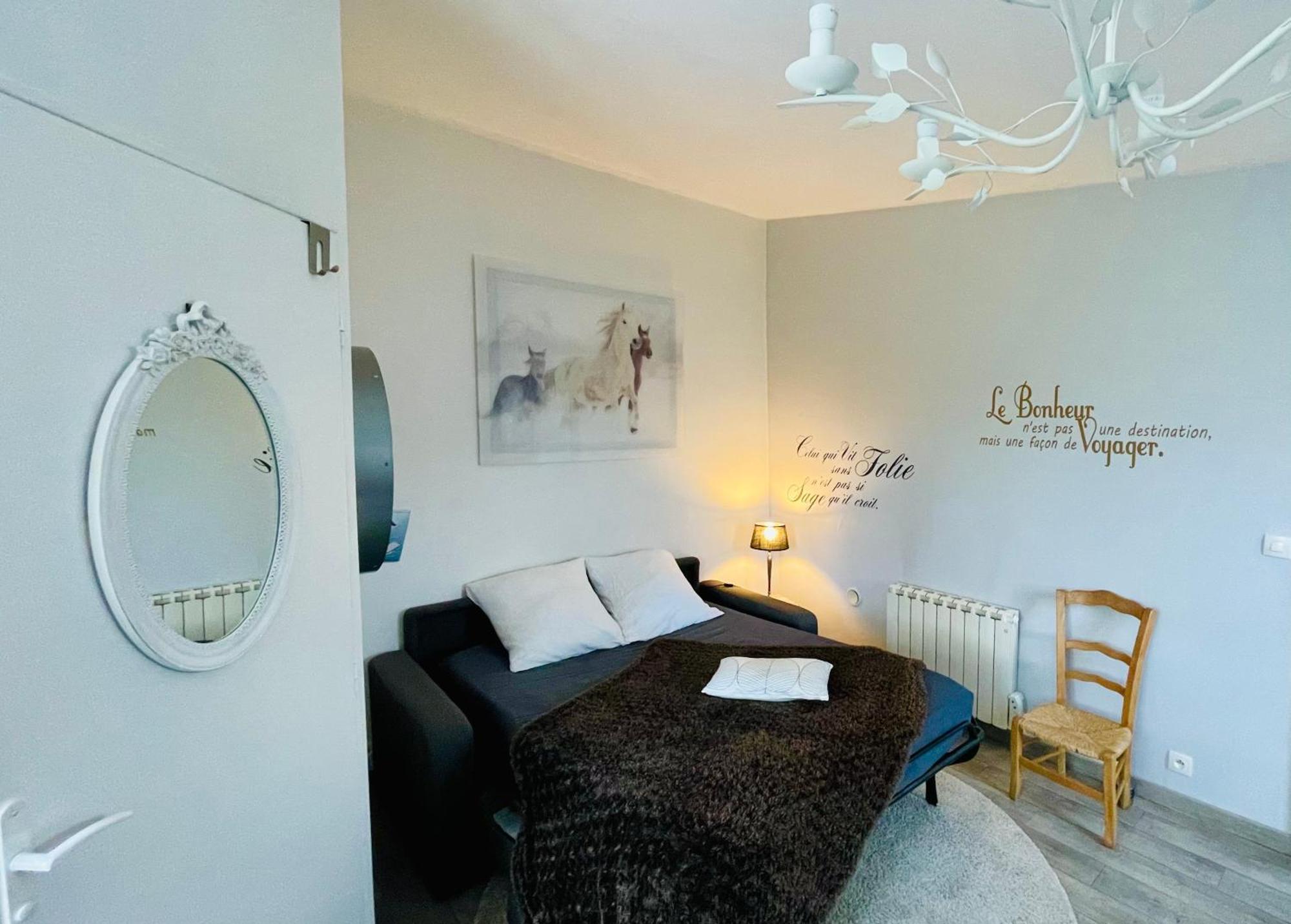 Le Cheval Bleu Hotel Larcay Екстериор снимка